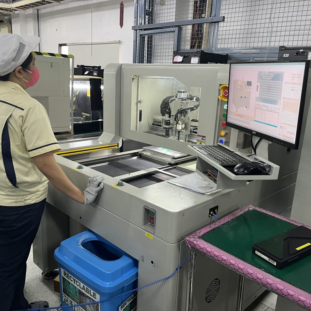 I.C.T | Máquina enrutadora Circuito de escritorio PCB