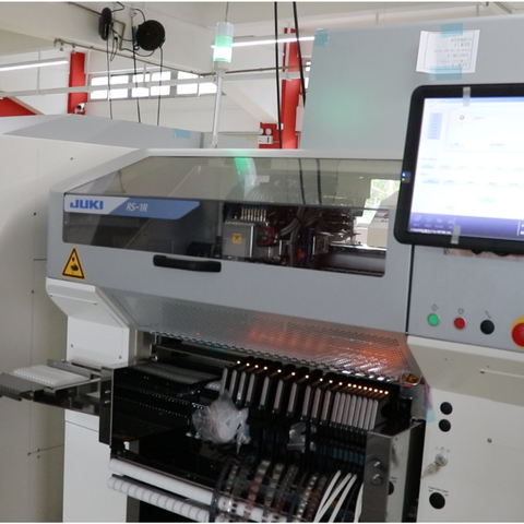 I.C.T | Línea de máquinas disparadoras de virutas JUKI de alta calidad SMT Pick and Place SMD con 8 boquillas